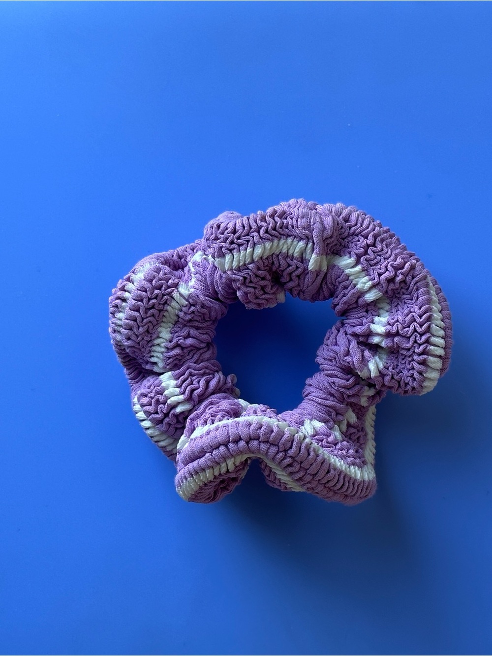 Hunza G Lavender and White Textured Scrunchie